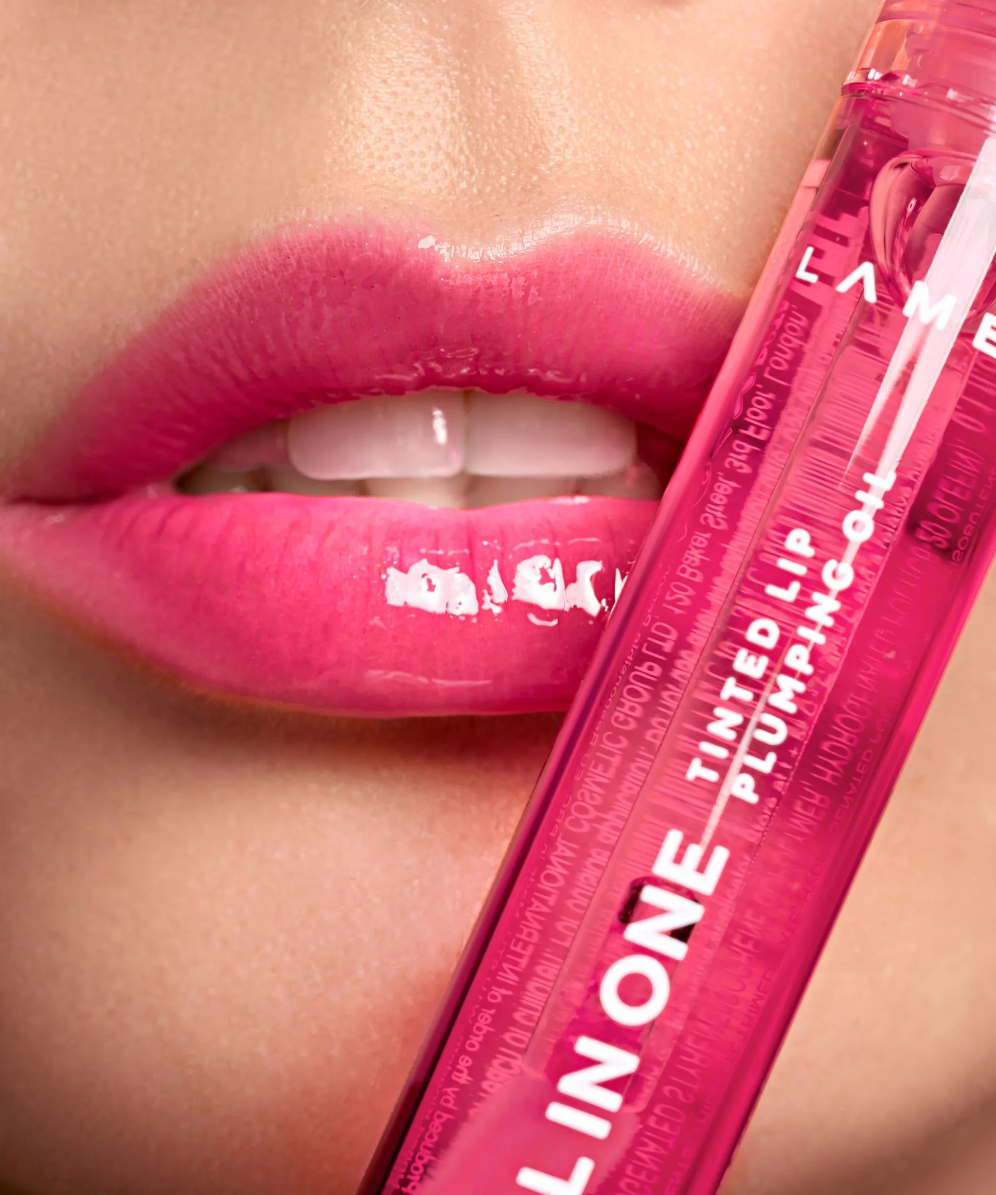 All in One Lip tinted plumping oil