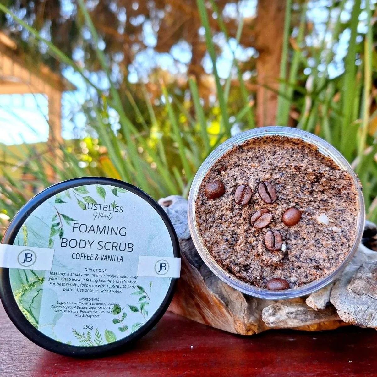 BODY SCRUB: Coffee & Vanilla (250g)