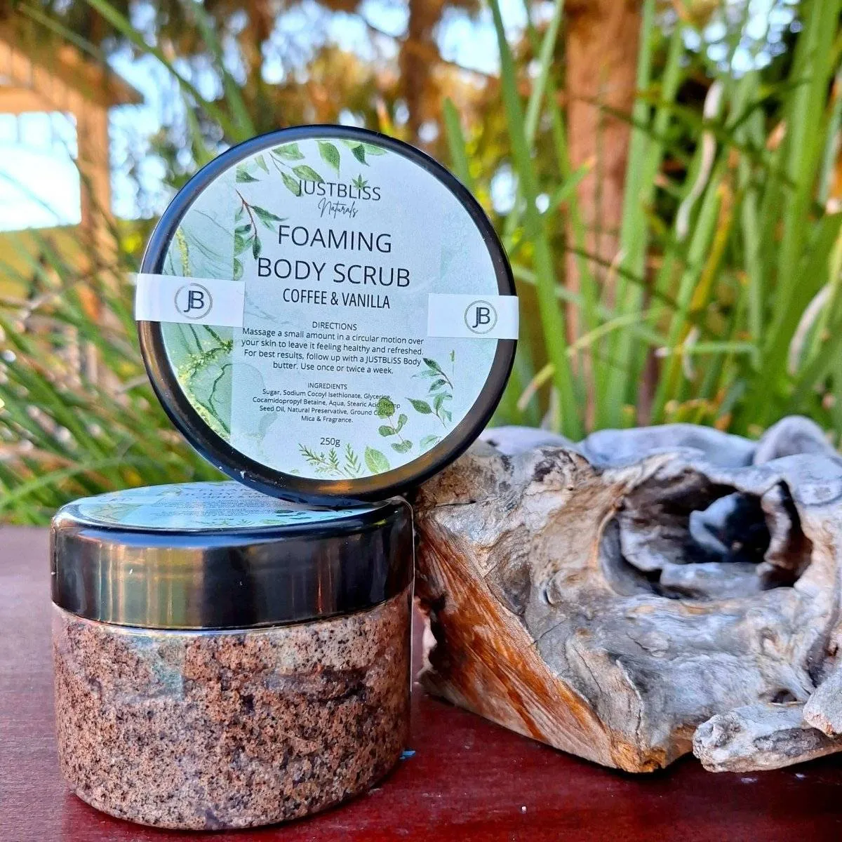 BODY SCRUB: Coffee & Vanilla (250g)