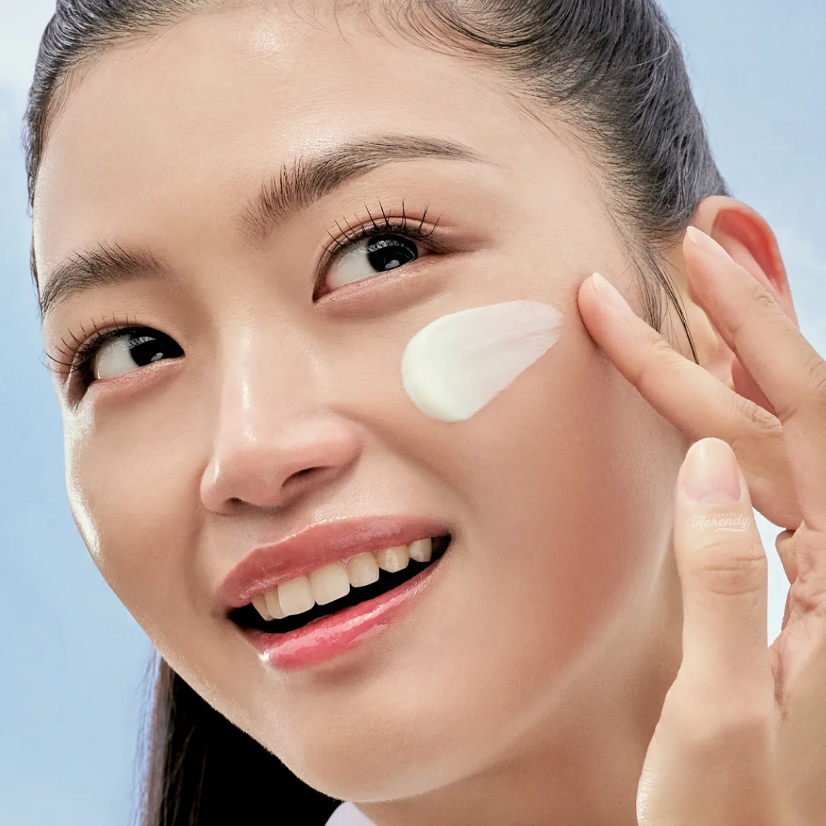 Purito - Daily Soft Touch Sunscreen SPF50  PA     (Nemlendirici ve Bariyer Koruyucu Seramidli Güneş Kremi)