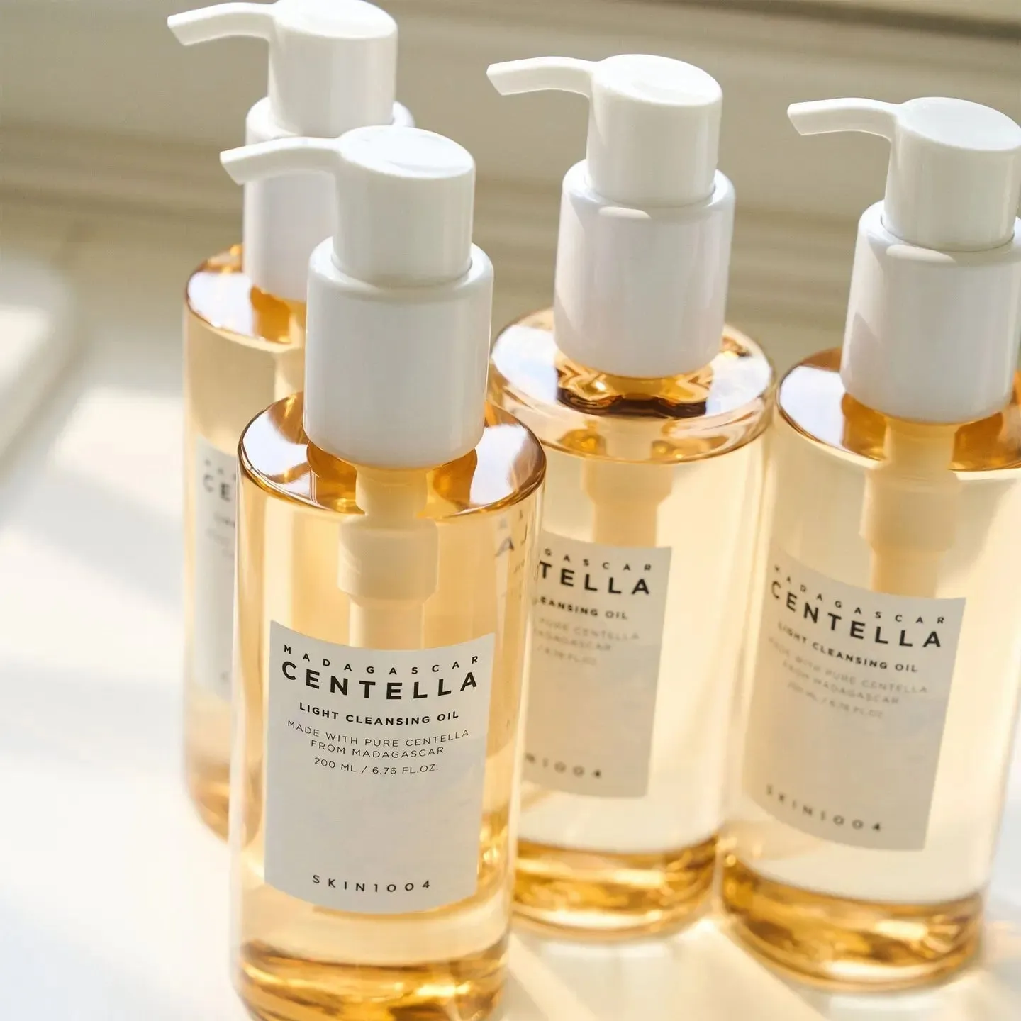 SKIN1004 Madagascar Centella Light Cleansing Oil 200 ml