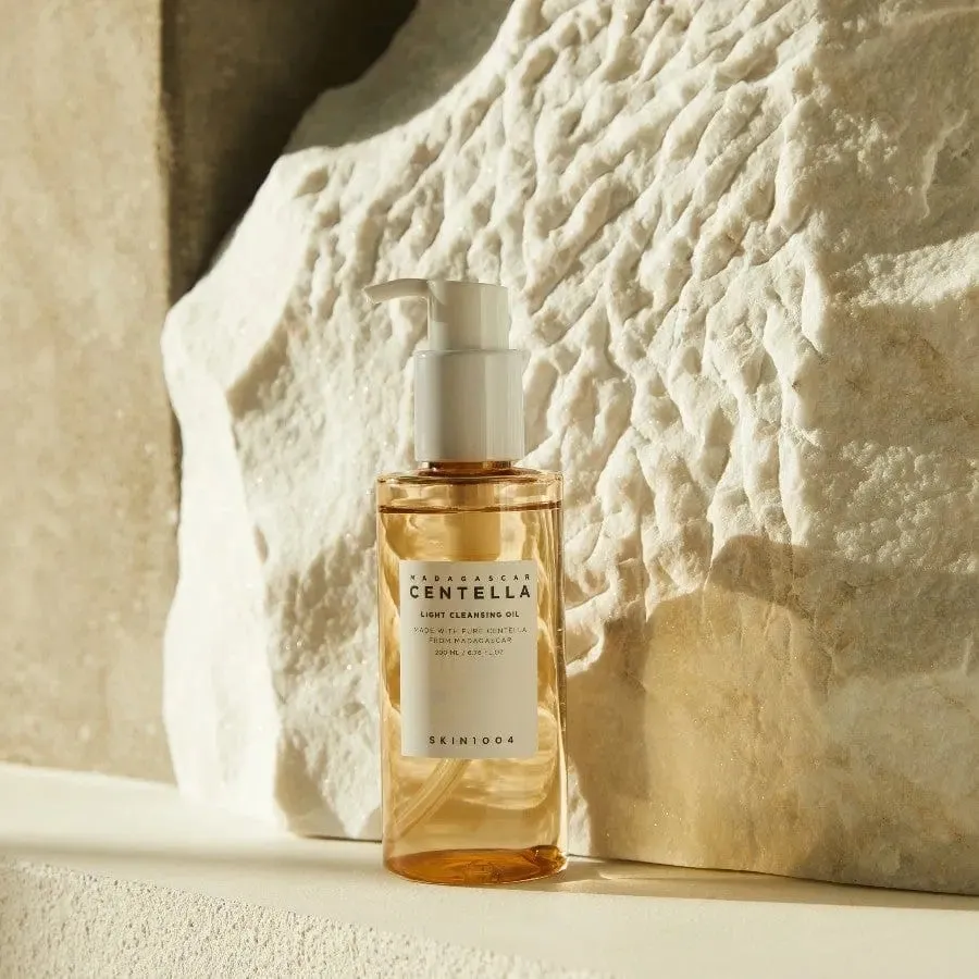 SKIN1004 Madagascar Centella Light Cleansing Oil 200 ml